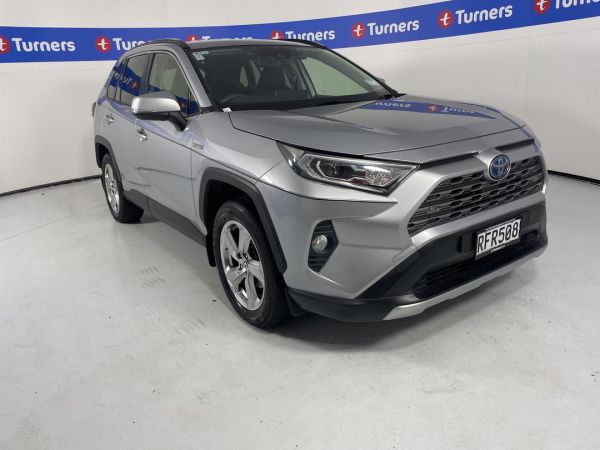 2020 Toyota RAV4 SUV GXL image