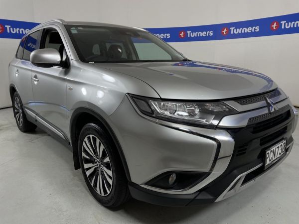 2022 Mitsubishi Outlander SUV LS image