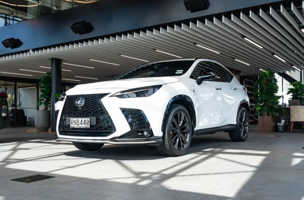 2023 Lexus NX 450h+ F Sport 2.5L Plug-in Hybrid Petrol Auto SUV image