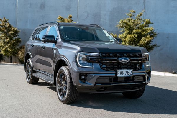 2025 Ford Everest New Gen Sport 4WD 2.0 Bi Turbo 7str 10spd image