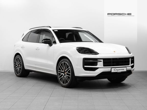 2026 Porsche Cayenne Black Edition image