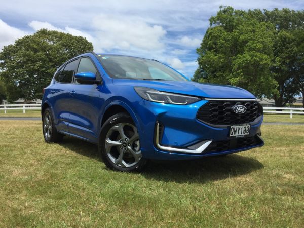 2024 Ford Escape ST-Line X PHEV image