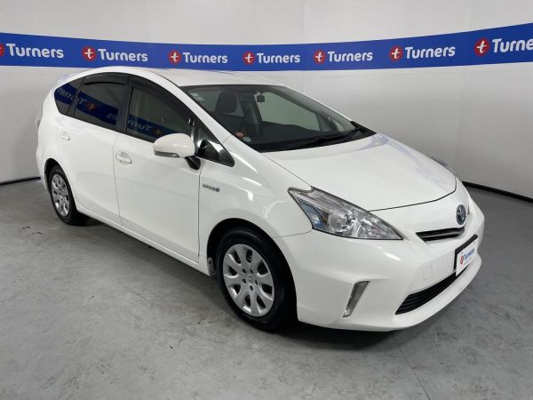 2015 Toyota Prius Wagon A Hybrid image