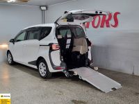 Image for 2017 Toyota Sienta Wagon X