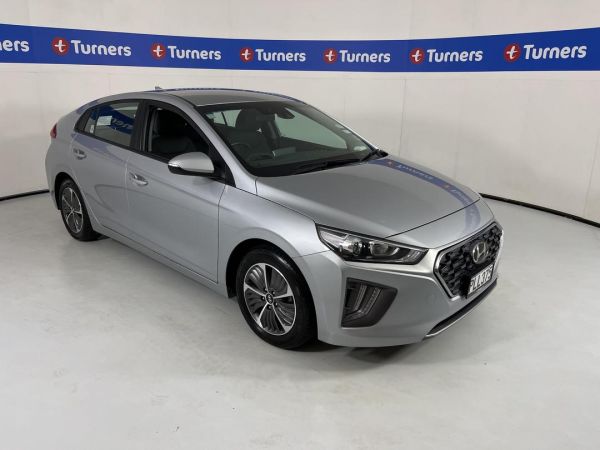 2022 Hyundai Ioniq Hatchback PHEV image