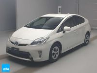 Image for 2015 Toyota Prius Hatchback S