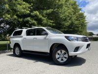 Image for 2017 Toyota Hilux 4WD SR 2.8DT DOUBLE CAB 6MT