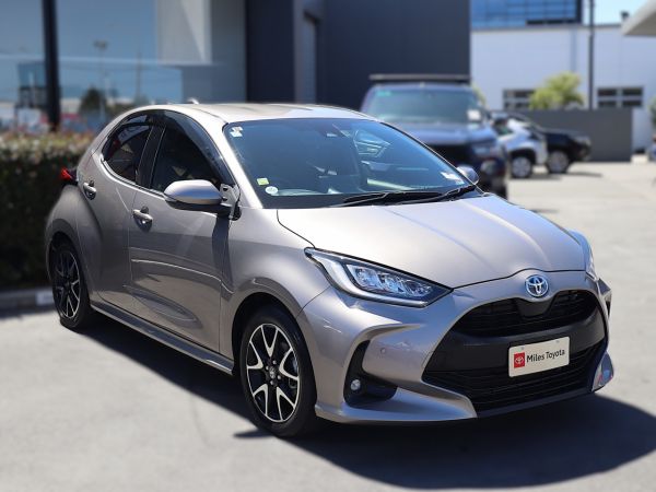 2020 Toyota Yaris 1.5 Hybrid Z Spec image