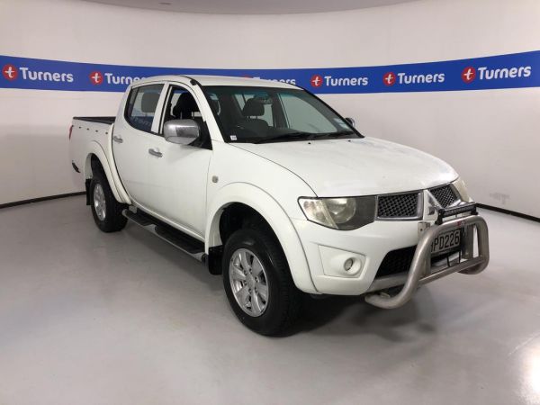 2014 Mitsubishi Triton Ute D/CAB GLX image