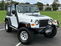 Image for 1997 Jeep Wrangler SUV DUAL RANGE 4X4 BEAST !!
