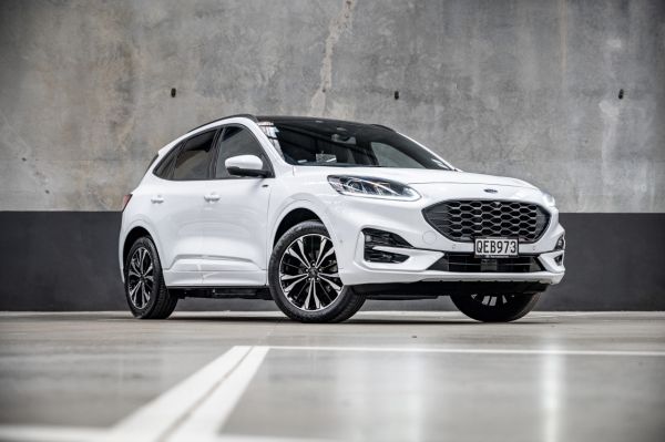 2023 Ford Escape St-Line X Plug in Hybrid PHEV image