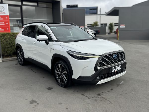 2022 Toyota Corolla Cross Limited 2.0 Hybrid All Wheel drive image