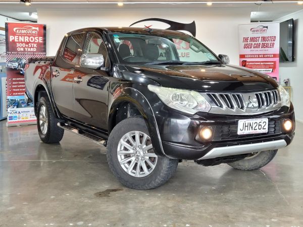 2015 Mitsubishi Triton Ute D/CAB GLS 2.4D/4WD/6 image