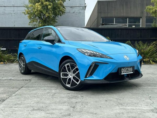 2023 MG 4 Essence 64kWh/EV image