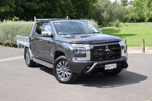 2025 Mitsubishi Triton Dc C Glxr 4Wd 6At image