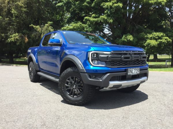 2025 Ford Ranger RAPTOR 4WD 3.0L V6 image