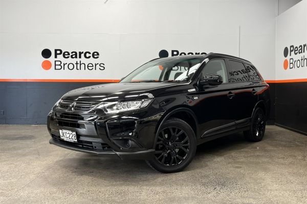 2015 Mitsubishi Outlander LS, 2.0P, BLACKED OUT, NZ NEW image