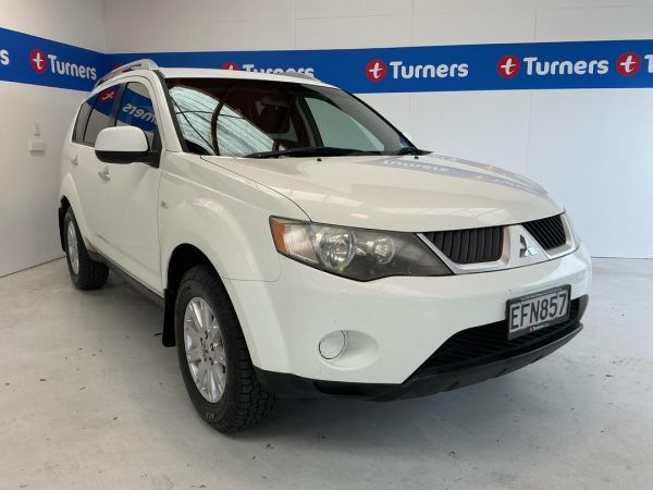 2007 Mitsubishi Outlander SUV LS image