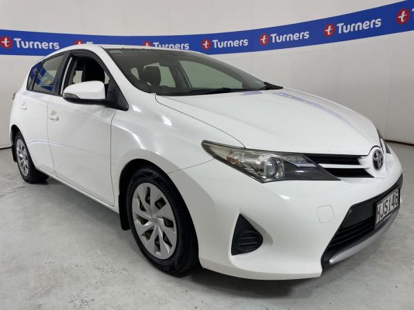 2014 Toyota Corolla Hatchback GX image