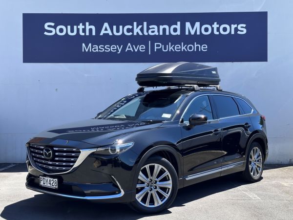 2022 Mazda CX-9 Takami image