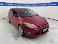 Image for 2015 Ford Focus Hatchback TITANIUM