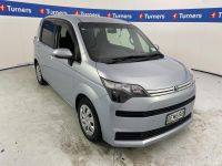 Image for 2015 Toyota Spade Hatchback