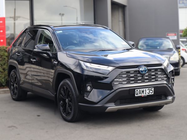 2023 Toyota RAV4 Limited 2.5 LITRE PETROL HYBRID ALL-WHEEL-DRIVE AUTO image