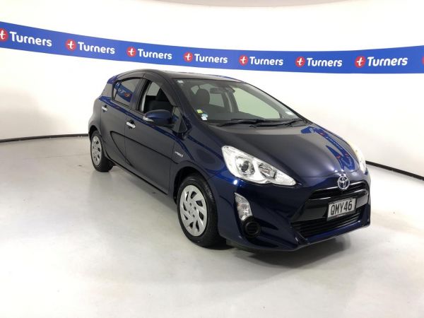 2017 Toyota Aqua Hatchback HYBRID image