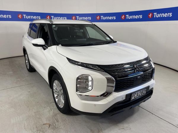 2022 Mitsubishi Outlander SUV LS image