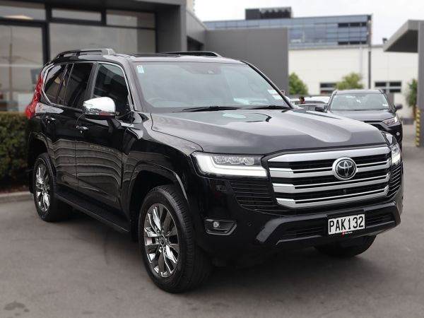 2022 Toyota Land Cruiser VX LIMITED Land Cruiser 4WD, 300 Series image