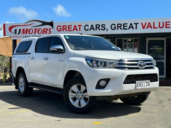 2017 Toyota Hilux Ute SR5 TD DC 2.8D/4WD/NZ New image
