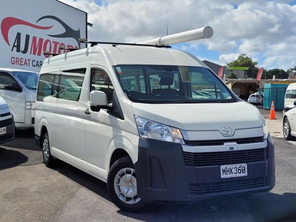 2019 Toyota Hiace Van ZX GVN 2.8DT/6AT (NZ New) image