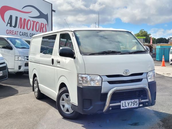 2018 Toyota Hiace Van ZL 3.0TD (NZ New) image