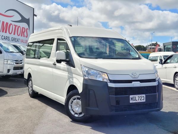 2019 Toyota Hiace Van ZX GVN 2.8DT/6AT (NZ New) image