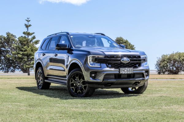2025 Ford Everest SPORT 2.0L BI-TURBO 4WD image