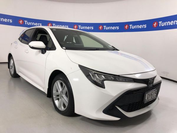 2018 Toyota Corolla Hatchback GX image