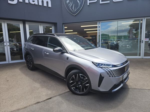 2025 Peugeot 5008 SUV Gt Premium image