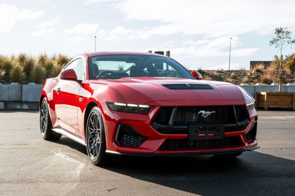 2026 Ford Mustang 5.0L V8 GT Fastback image