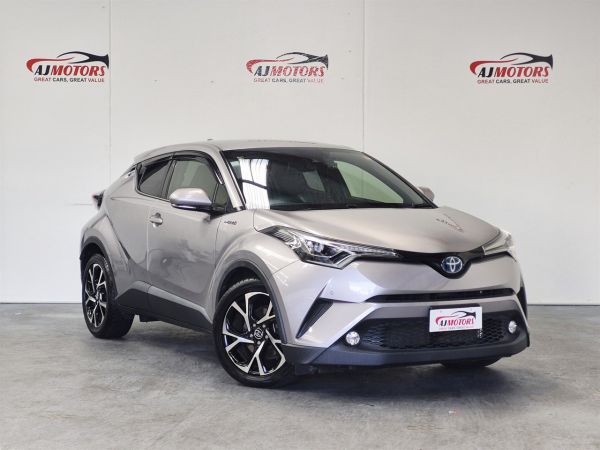 2017 Toyota C-HR G image