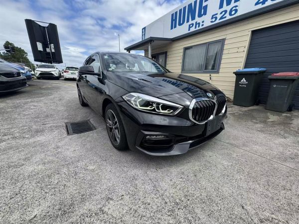 2023 BMW 116I Hatchback 116I Sport, Wireless Carplay, BSM, DEMO condition image