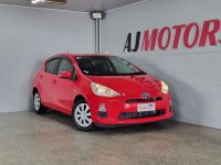 Image for 2013 Toyota Aqua Hatchback S