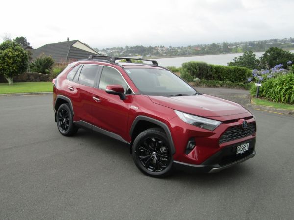 2024 Toyota RAV4 Limited 2.5P HYBRID image