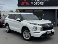 Image for 2023 Mitsubishi Outlander LS 2.5P