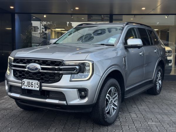 2025 Ford Everest TREND 4WD 2.0 Bi Turbo 4X4 image