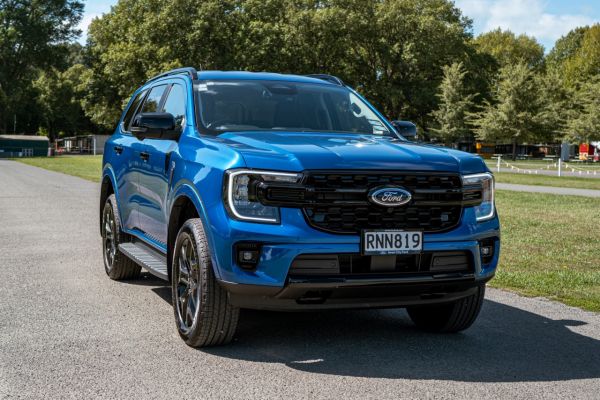 2025 Ford Everest Sport 2.0 Bi Turbo Diesel 7 Seater SUV 4WD image