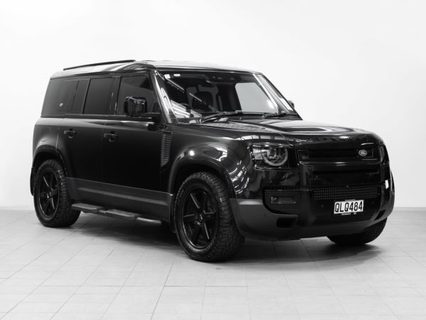 2020 Land Rover Defender 110 D240 SE image