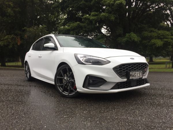 2020 Ford Focus ST 2.3L image