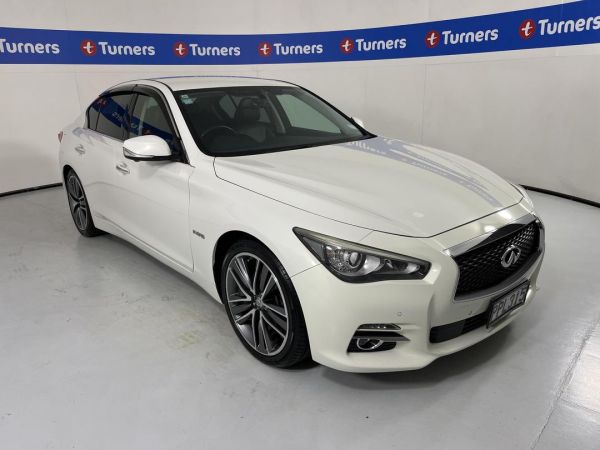 2016 Nissan Skyline Sedan Hyrbid image