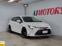 Image for 2020 Toyota Corolla Wagon TOURING HYBRID S