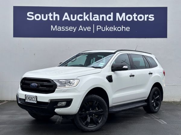 2017 Ford Everest Titanium image